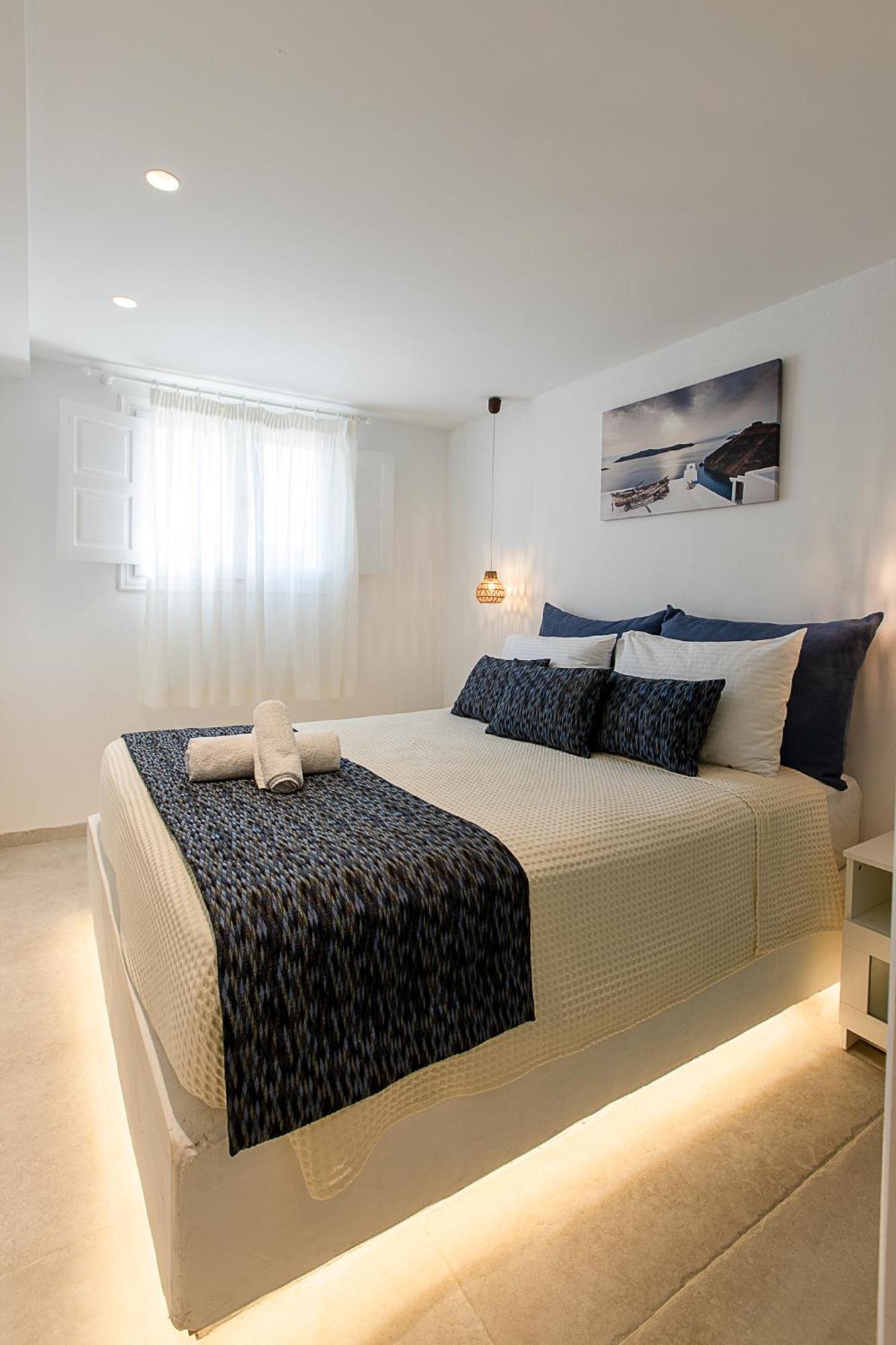 מסאריה Santorini Villatzio Suites מראה חיצוני תמונה