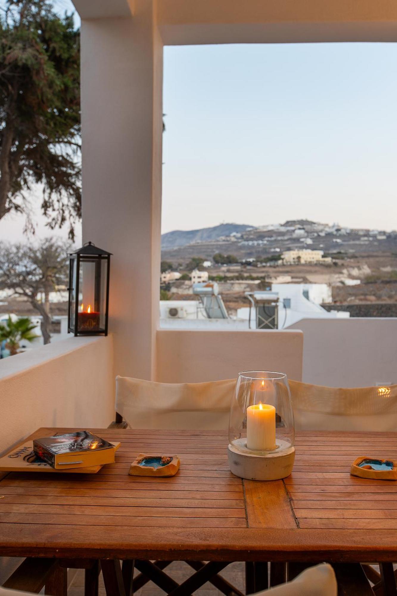 מסאריה Santorini Villatzio Suites מראה חיצוני תמונה